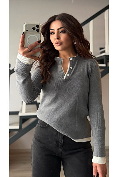 Oslove Gray-Ecru Double Collar Knit Sweater