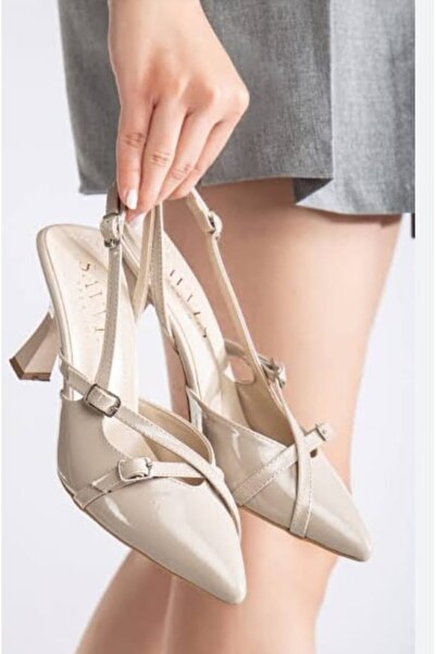 Lisinya Tetti Beige Patent Leather Heeled Shoes - Tygoo
