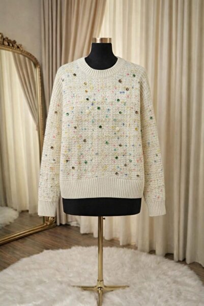 CHEVALIER FASHION Women’s Knit Sweater with Embellished Details – Long Sleeve Round Neck Casual Pullover