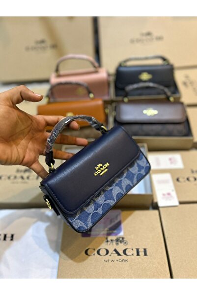 GGGG Bags with their accessories