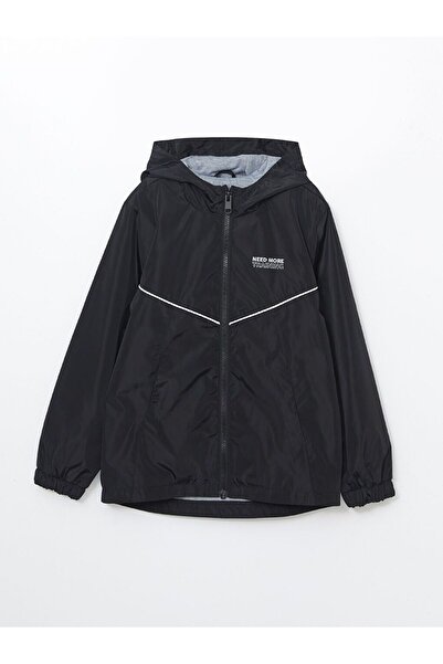 LC Waikiki معطف واق من المطر للأولاد بغطاء للرأس مع تفاصيل عاكسة