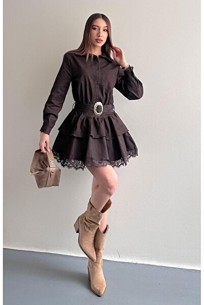 mega lucky فستان نسائي من الدنيم بلون القهوة مع تفاصيل من الدانتيل وحزام الخصر