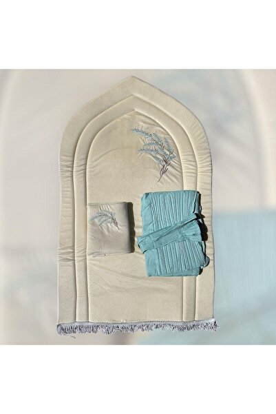 Generic Welcome the blessed month with peace and devotion: Luxurious velvet p...