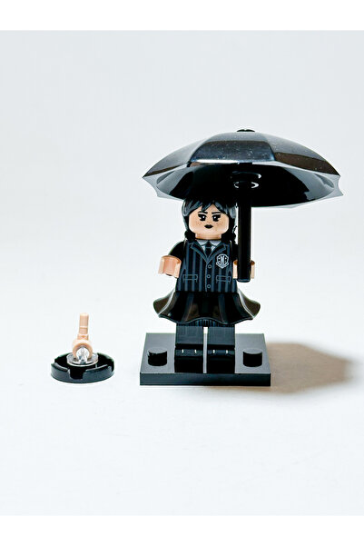 YUONİS ART Wednesday addams