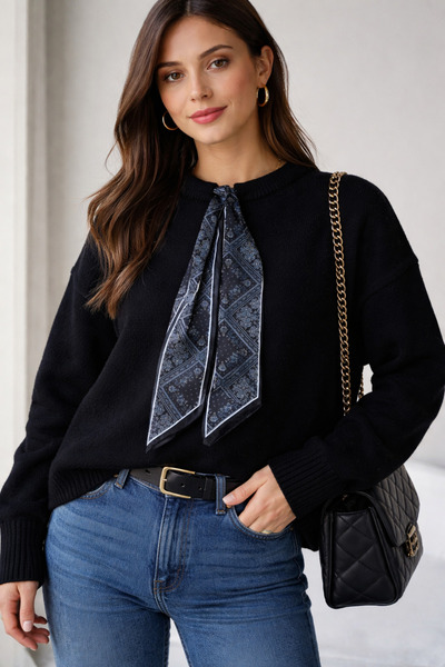 NURCAN KESKİN STORE Soft Women's Knit Sweater with Scarf