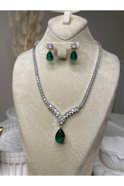 Luxiva Beyaz Altın kaplama premium zirkon taşlı kolye bileklik küpe yüzük lük...