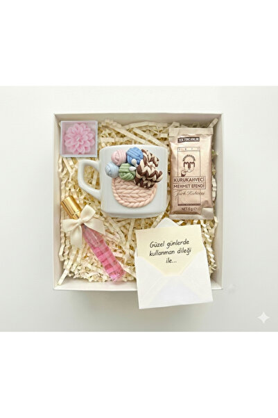 Niveis Kişiye Özel İsimli El Yapımı Örgü Motifli Kupa & Çiçek Mum & Kolonya &...
