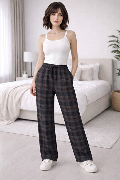 Exclusive Season Women's loose pants with elastic waist - plaid pattern, loos...