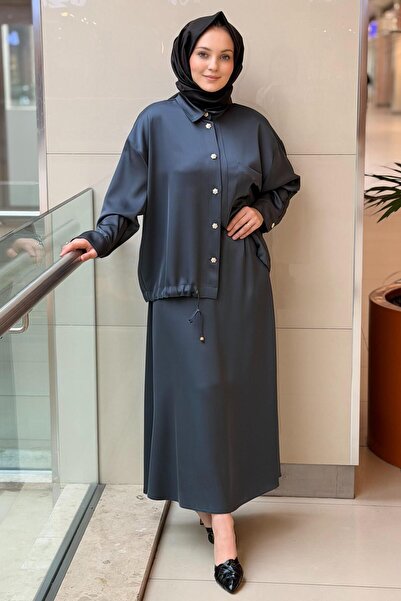 Ghisa Плисирана сатенена пола