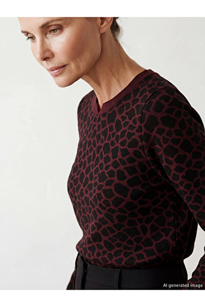 LC Waikiki Lcw Grace Burgundy Collared Leopard Patterned Women's T-Shirt