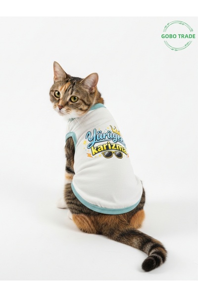 Gobo تي شيرت أبيض مطبوع عليه عبارة "القطط والكلاب" من وايت ووينج كاريزما، مقا...