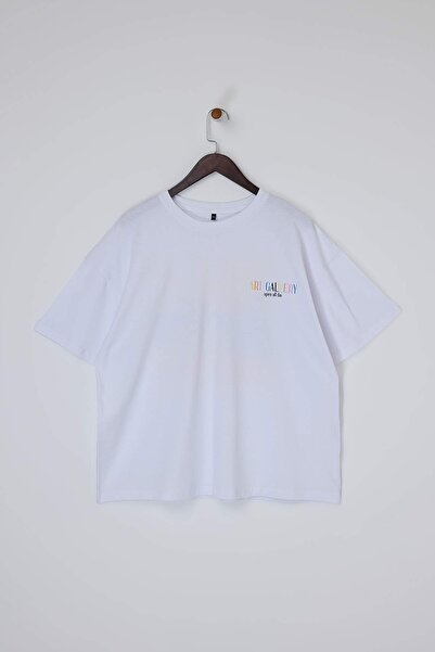 Trendyol Curve White 100% Cotton Front and Back Printed Oversize Fit Crew Nec...