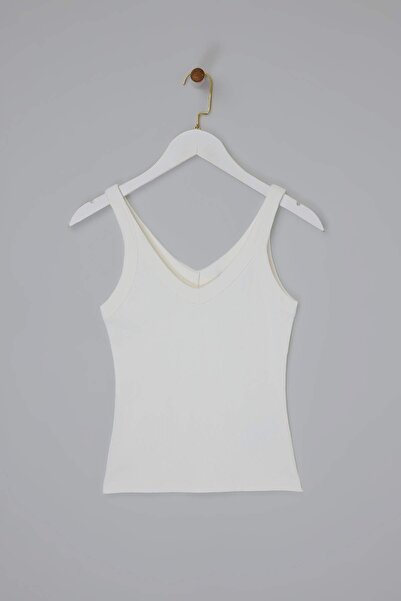 Trendyol Collection Екрю в'язаний атлет TWOSS26AL00027