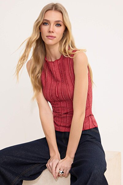 Trendyol Collection Dunkelrosa, figurbetonte, ärmellose, strukturierte Strick...