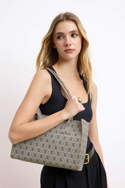 TRENDYOL SHOES Dunkelbeige Damen-Umhängetasche in mittlerer Größe TAKAW26OC00050