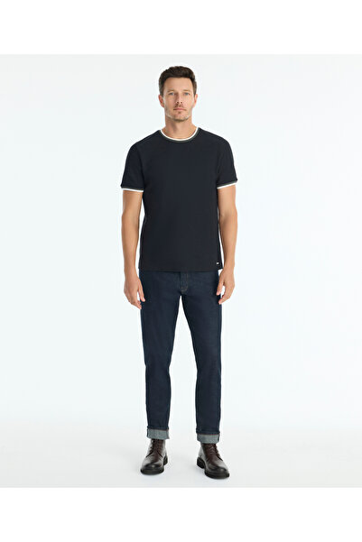 Yargıcı تي شيرت عادي برقبة دائرية وأكمام قصيرة