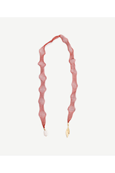 Yargıcı Kurdele Detaylı Kolye