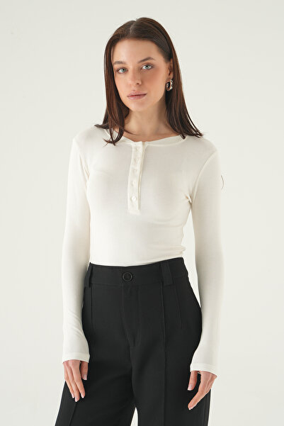 Rays 8276A بادي إكرو بأزرار أمامية