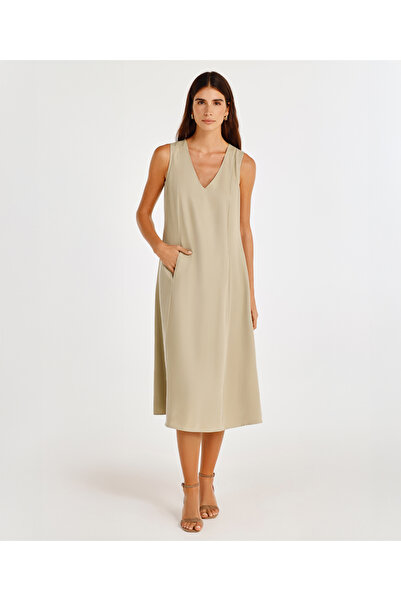 Yargıcı V-Neck Panel Cut-Out Dress