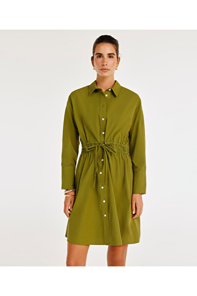 Yargıcı Kemer Detaylı Uzun Kollu Gömlek Elbise