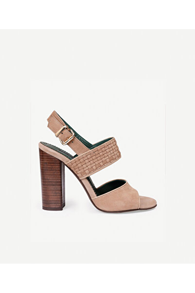 Yargıcı Kösele Kaplama Yumuşak Deri Topuklu Ayakkabı