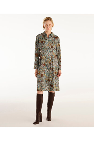 Yargıcı Pensli Uzun Kollu Yakası Fermuarlı Elbise