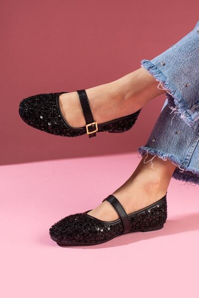 FUGA MODA حذاء باليه أورورا أسود مزين بالترتر ومشبك ذهبي وحزام واحد