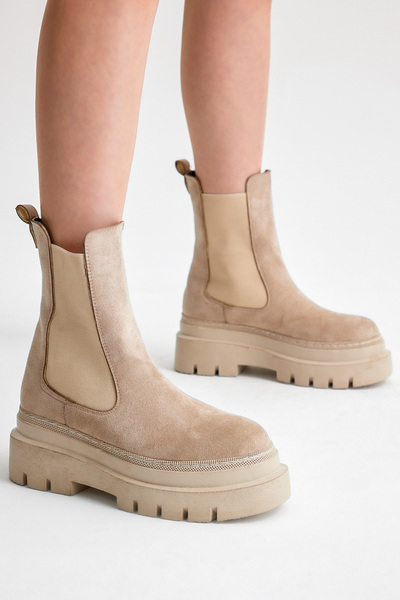 Tonny Black Dámské béžové semišové pohodlné boty s elastickými boky a silnou ...