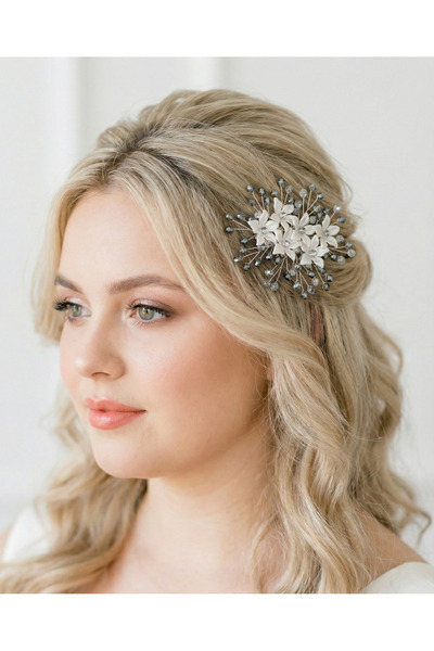 gelinmz Sjajni cvetovi: Moderni češalj za kosu