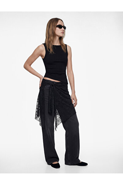 Koton Slim Fit Asymmetrical Cut Sleeveless Boat Neck Blouse