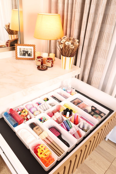 color house Culoare albă Set de 24 organizatoare pentru sertare Organizator m...
