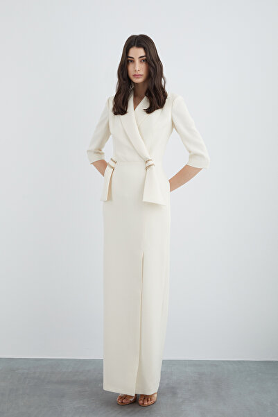 GİZİA Şık Yaka Detaylı Yaka Ucu İşlemeli Vatkalı Uzun Elbise