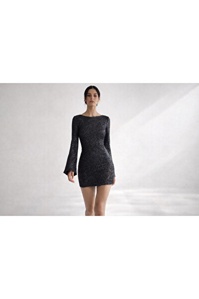 Novair Sırt Dekolteli Simli Mini Elbise