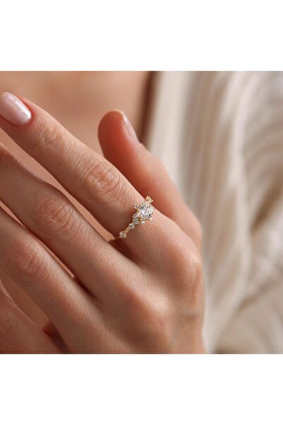 Sembol Gold Lotus Sarı Altın Tektaş Yüzük