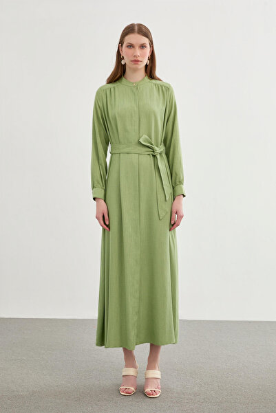 Zühre فستان هاكيم طويل باللون الأخضر مع ياقة وحزام 0400