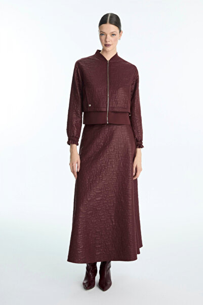 Zühre طقم جاكيت وتنورة بسحابين باللون الأحمر الداكن 1654