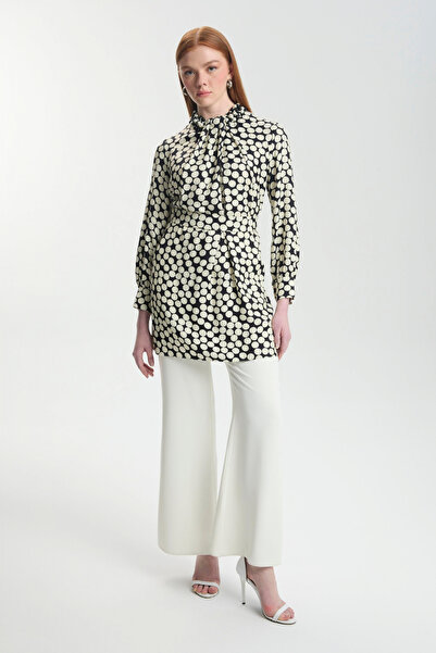 Zühre Puantiyeli Aksesuar Detaylı Ikili Ekru Takım 1558