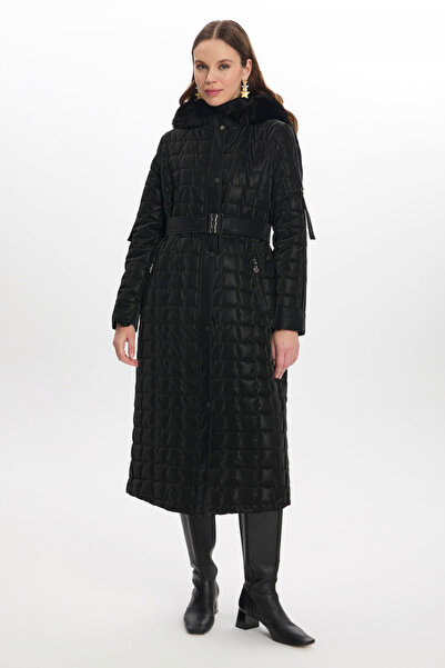 Zühre Palton negru matlasat cu glugă din blană 13643