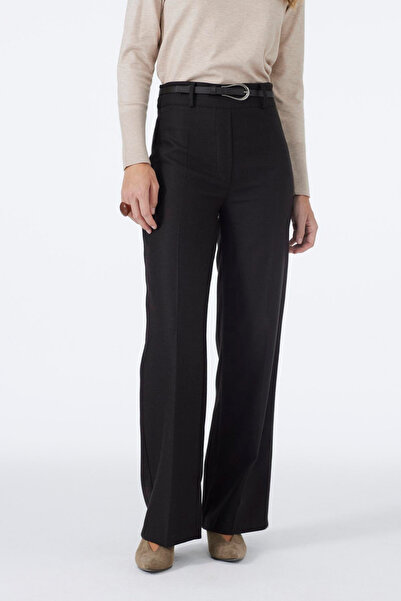 Zühre بنطلون بني بتفاصيل حزام 0210