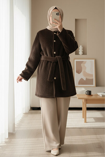 HİJABAYA Γούνινο μπουφάν με κουμπιά και δεμένη μέση