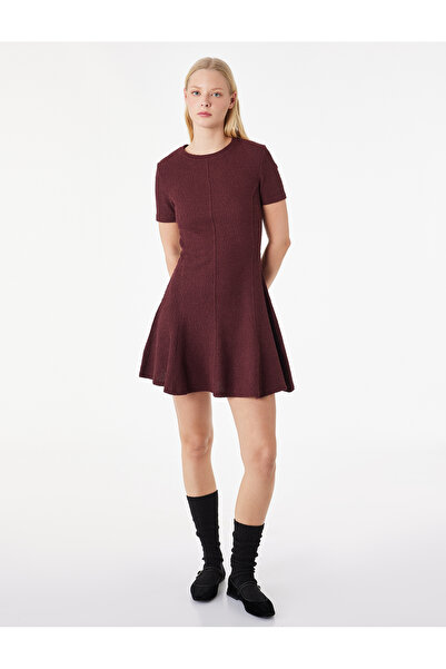 Koton Viskon Karışımlı Volanlı Kısa Kollu Bisiklet Yaka Tüvit Mini Elbise