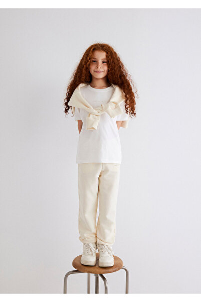 Mavi Organik Pamuklu Ekru Basic Tişört Regular Fit / Normal Kesim 7610197-70057