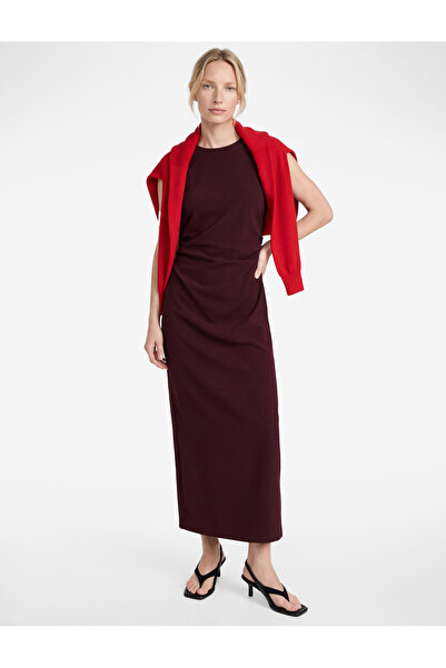 Koton Kolsuz Bisiklet Yaka Krep Kumaş Slim Fit Drape Detaylı Midi Elbise