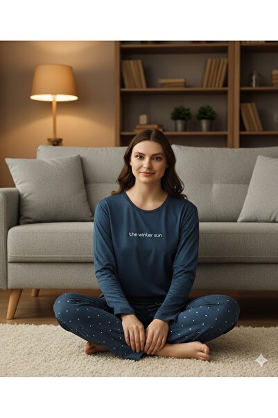 İpek Women's Long Sleeve Crew Neck Polka Dot Pajama Set