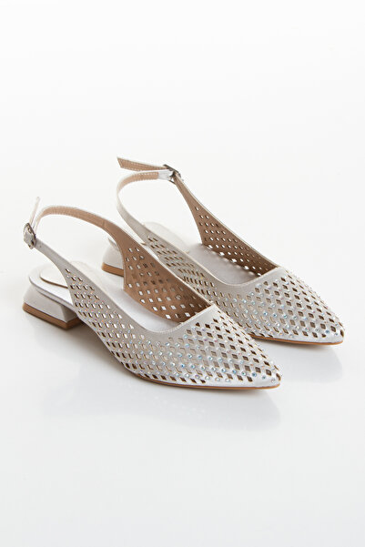 Barve حذاء باليرينا فضي اللون - احصل على رقم القالب الكامل