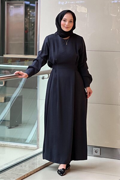 Nuss Pleated Belt Detailed Dress