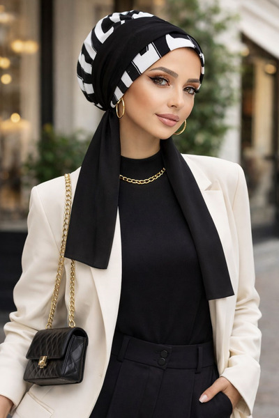 Aişe tesettür Crno-beli plisirani šal-kapa