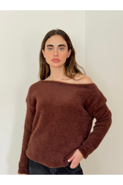 Retrobird Soft Fuzzy Cozy Knitwear Sweater Women's Black