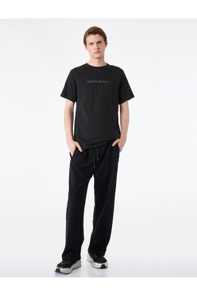 Koton تي شيرت رياضي قطني مطبوع بأكمام قصيرة وياقة دائرية وقصة عادية