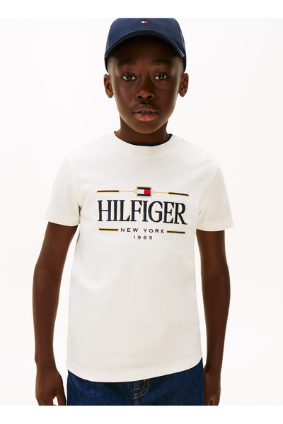 Tommy Hilfiger Baskılı Ekru Erkek Çocuk T-Shirt KB0KB10360YBH